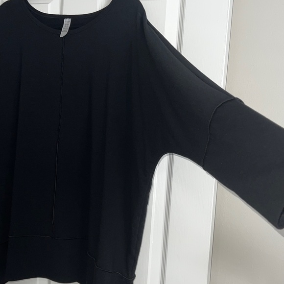 Spanx AirEssentials Women’s Plus Seamed Long Sleeve Top in Black size 2X - Picture 8 of 13